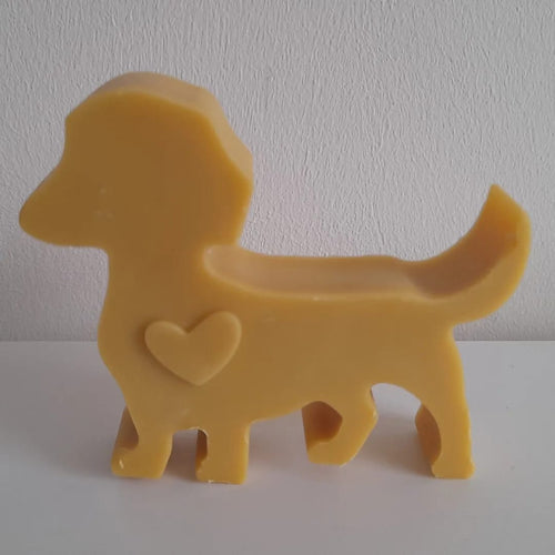 BEES WAX DOG